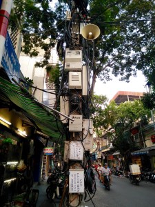 Stromgewirr Hanoi
